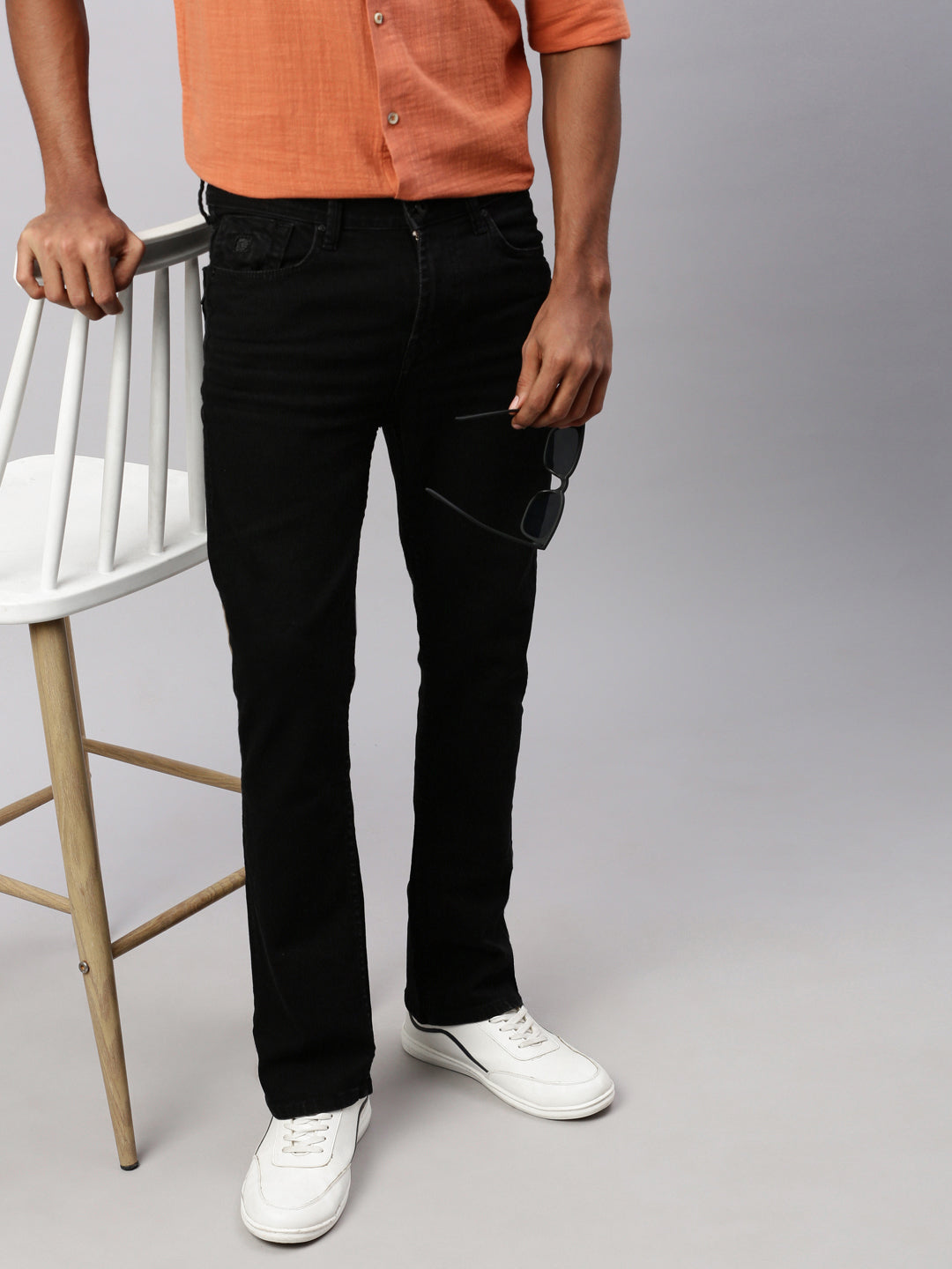 Black Row Wash bootcut Jeans