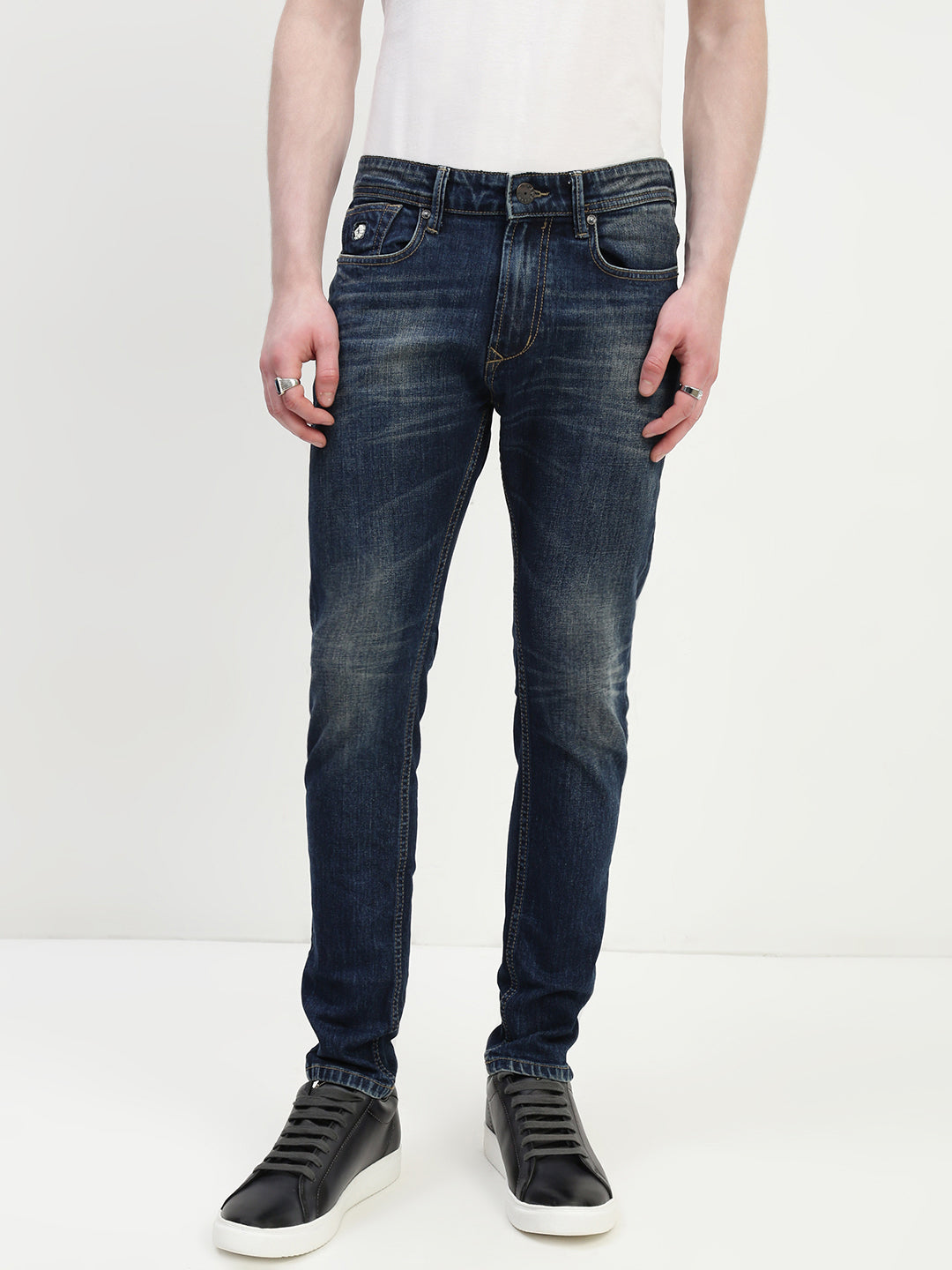 Vintage Blue Trapped Fit Stretchable Jeans