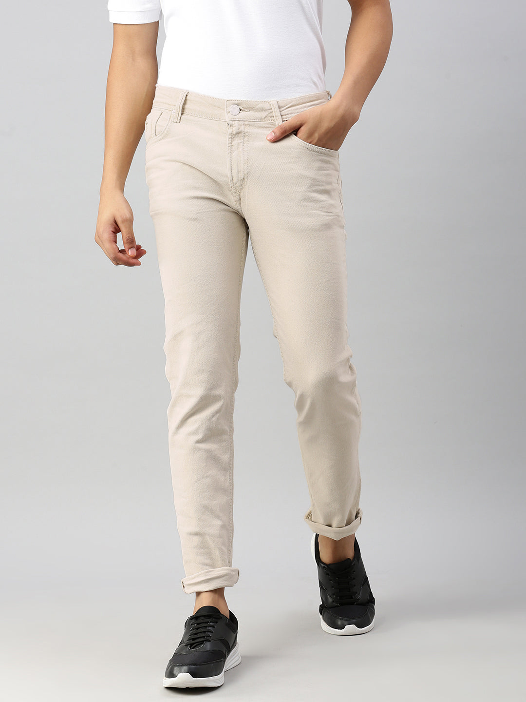 Off White Low Rise Slim Stretchable Jeans