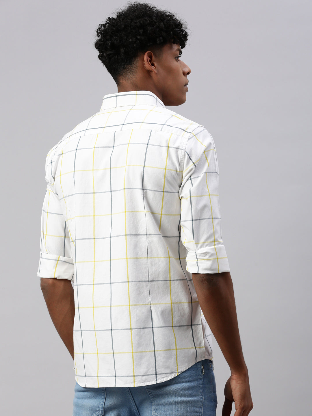 White Compact Rich/Cotton Checks Full Sleeve Shirt With Pocket