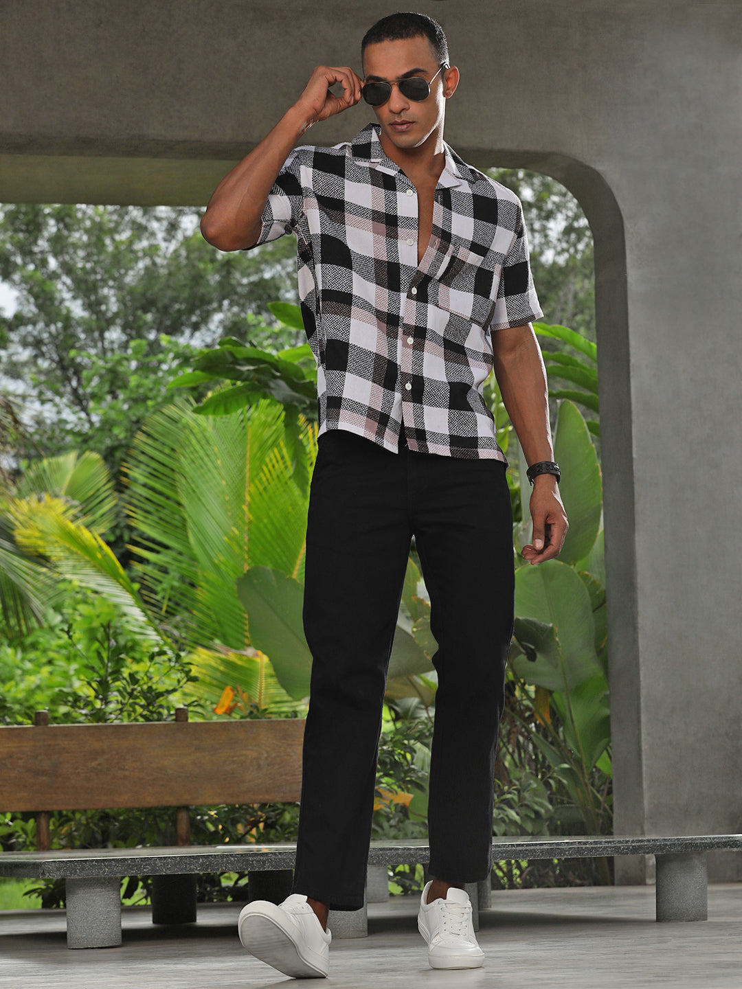 Black Straight Fit Cotton Cross Pocket Jeans