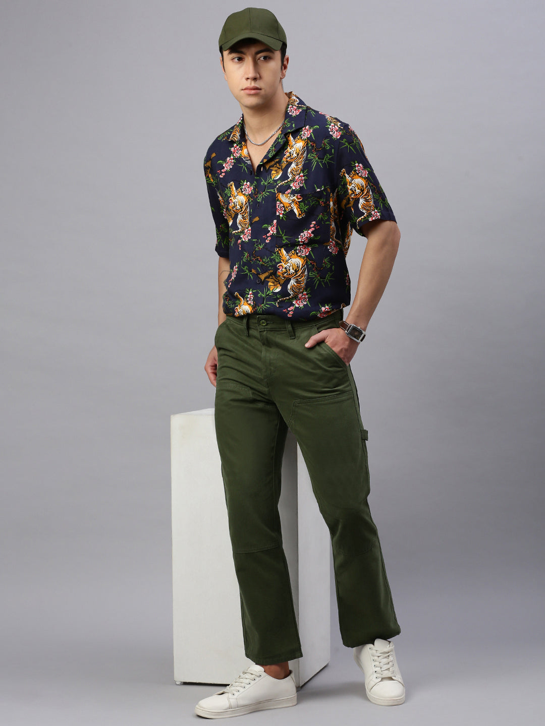 Olive Straight Fit Men’s Cotton Pants