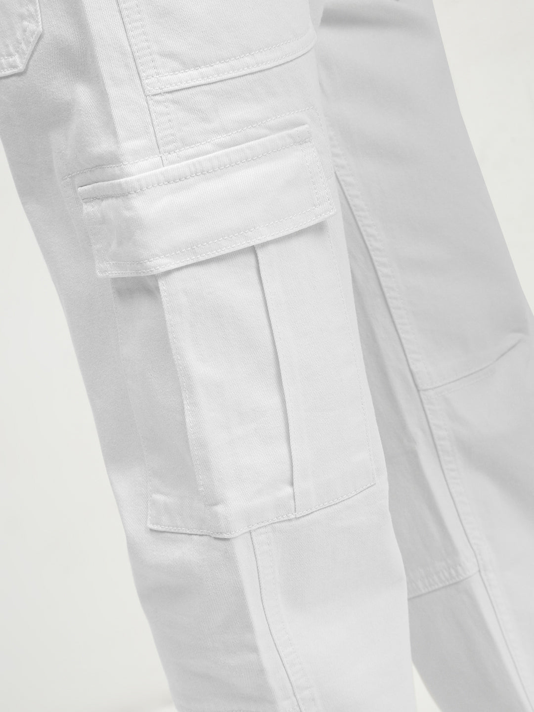 White Front Patch Pocket Loos Fit Cargo Paint