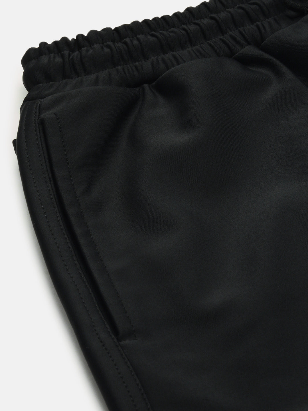 Black Regular Fit Shorts For Men’s